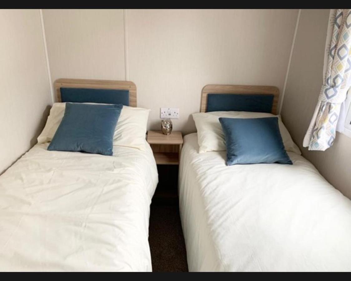Exotic 3-Bed Caravan At Newquay Holiday Park Villa Exterior photo