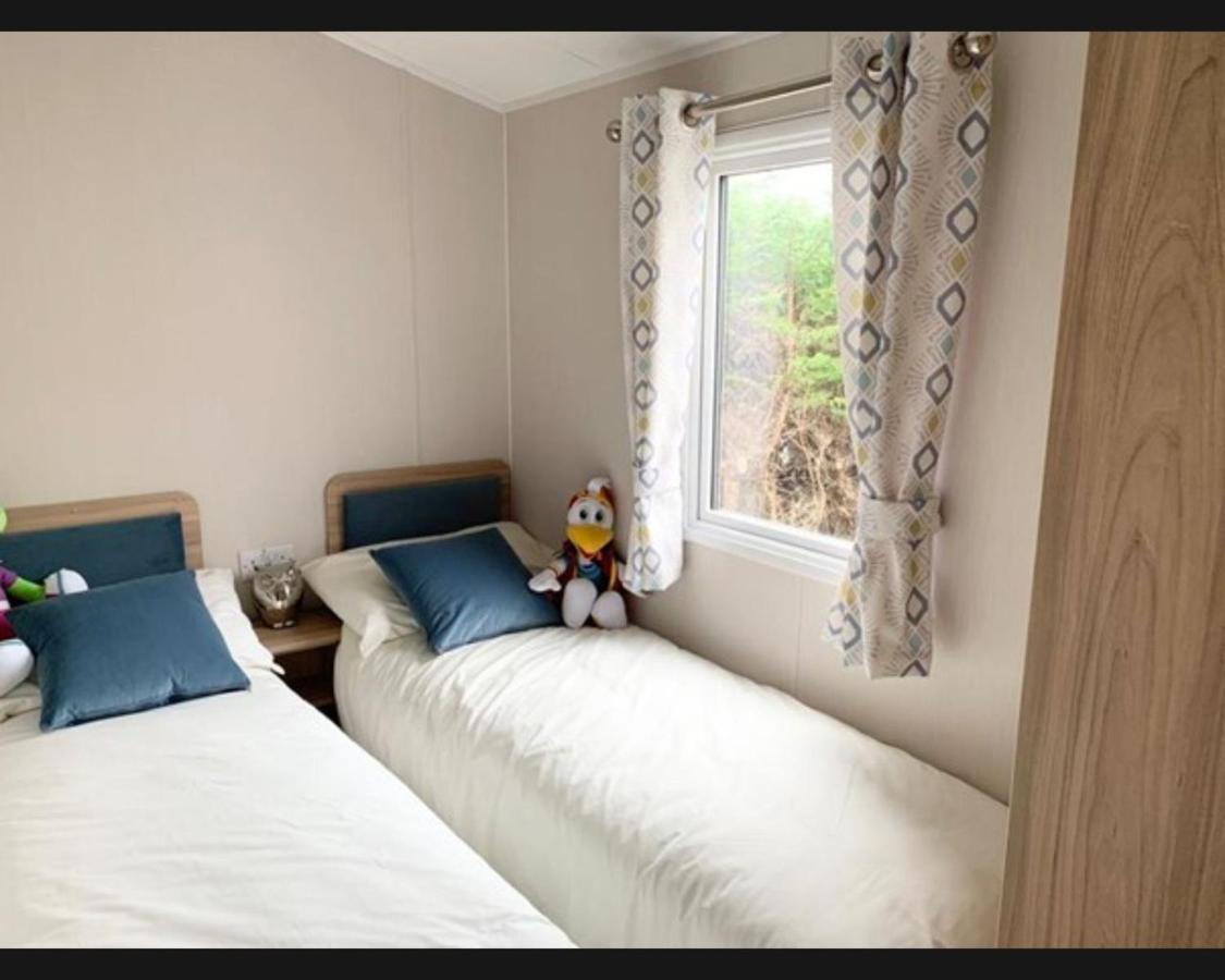 Exotic 3-Bed Caravan At Newquay Holiday Park Villa Exterior photo